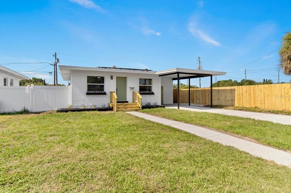 4929 37th Ave, Saint Petersburg, FL 33710-2135