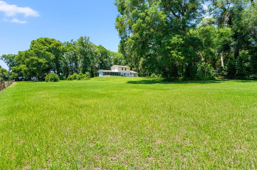 20830 Trilby Cemetery Rd, Dade City FL 33523-1337 exterior