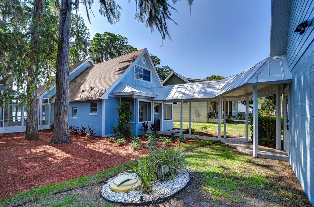 1717 Rowland Dr, Odessa, FL 33556-3657