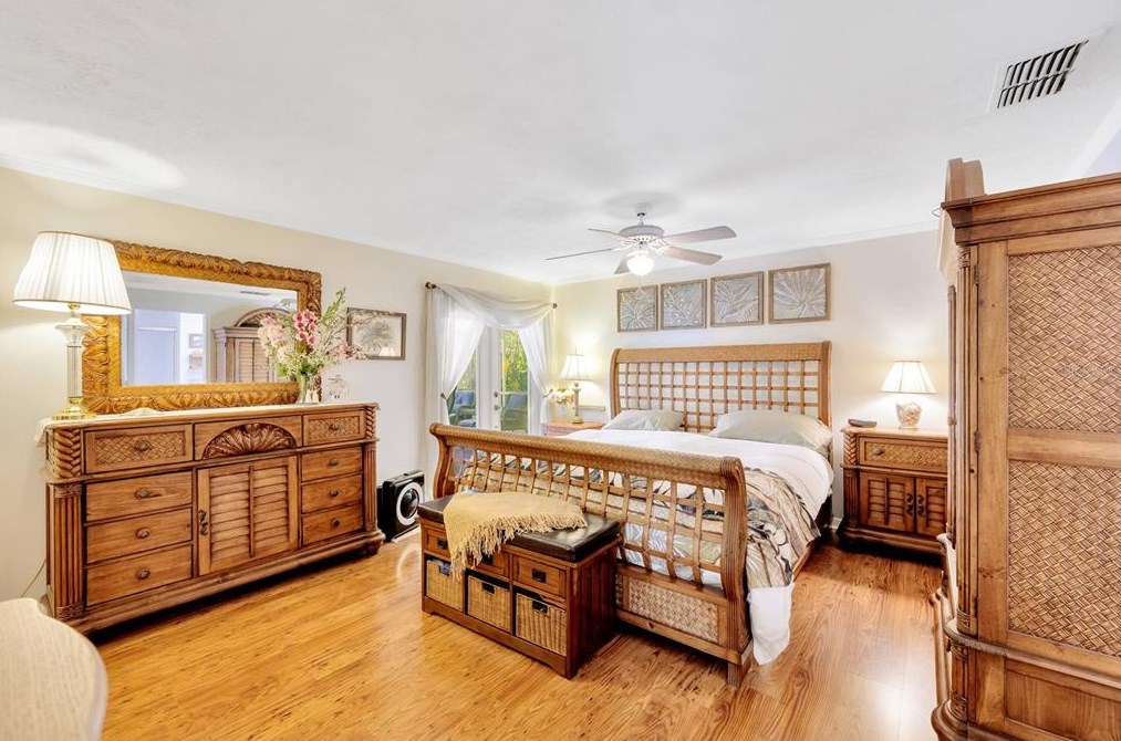 1514 Woonsocket Ln, Brandon FL  33511-1823 exterior