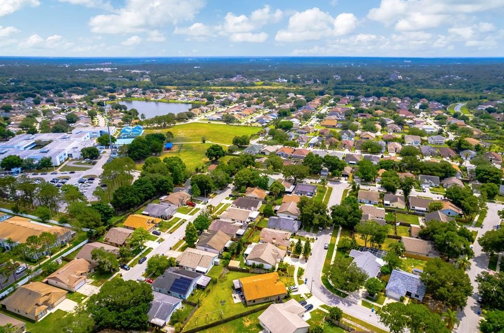 1514 Woonsocket Ln, Brandon FL  33511-1823 exterior