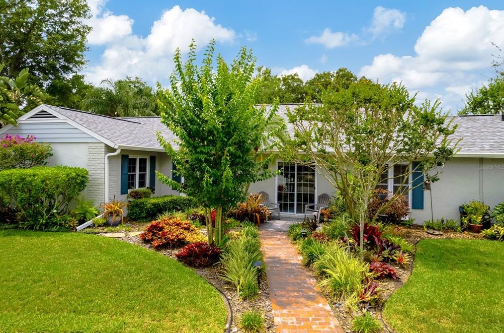 1514 Woonsocket Ln, Brandon FL  33511-1823 exterior