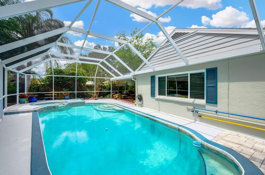 1514 Woonsocket Ln, Brandon FL  33511-1823 exterior