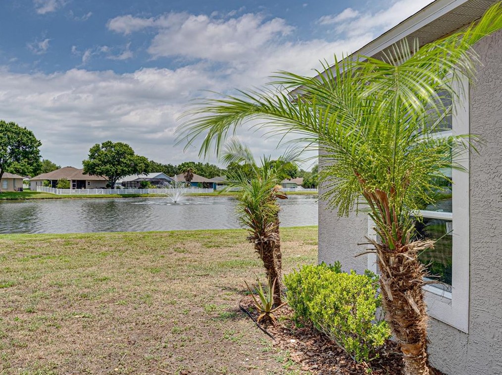 9127 Egret Cove Cir, Riverview FL  33578-3114 exterior