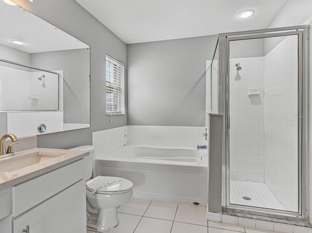 9127 Egret Cove Cir, Riverview FL  33578-3114 exterior