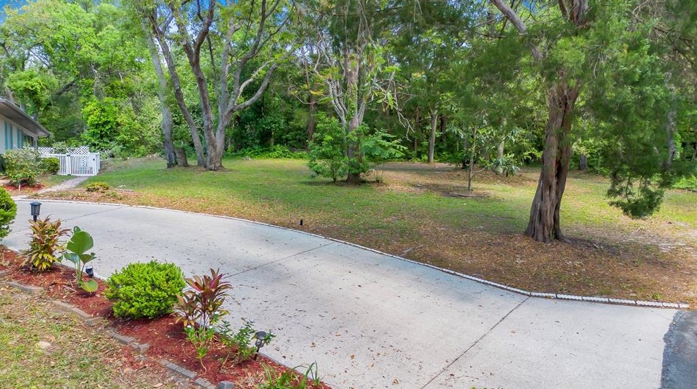 10 Byrsonima Ct, Homosassa FL 34446-4609 exterior