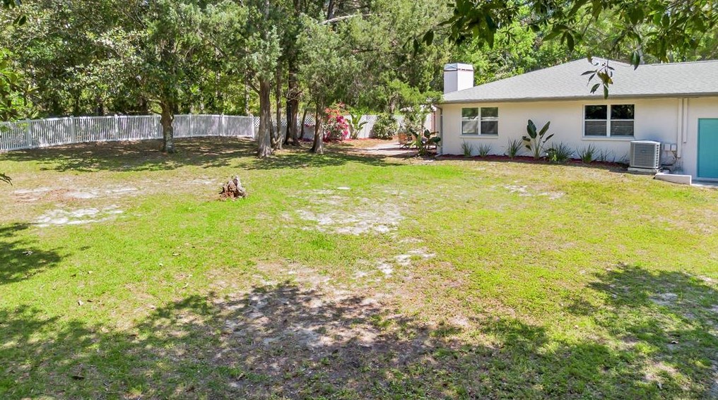 10 Byrsonima Ct, Homosassa FL 34446-4609 exterior