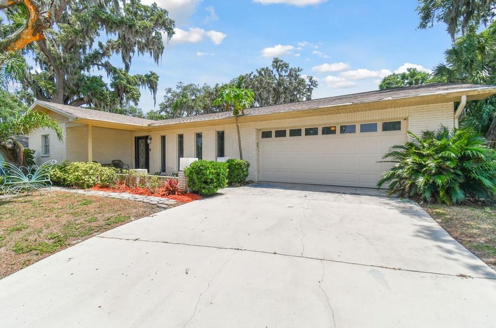 2209 Harvard Ct, Riverview, FL 33578-4243