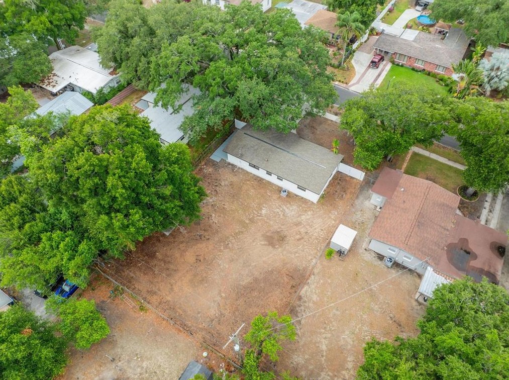 8719 Larkhall Pl, Tampa FL 33604-2310 exterior