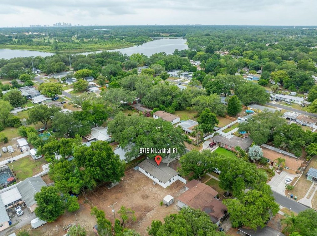 8719 Larkhall Pl, Tampa FL 33604-2310 exterior