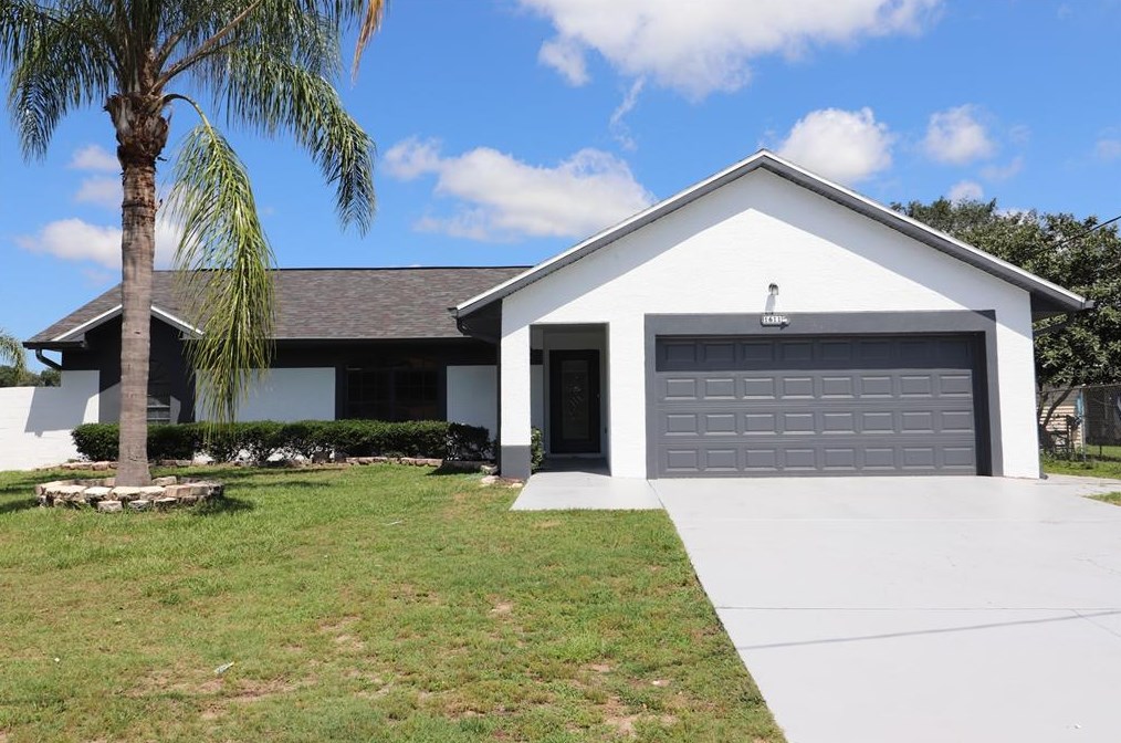 16111 Chieftain Dr, Dade City, FL 33523