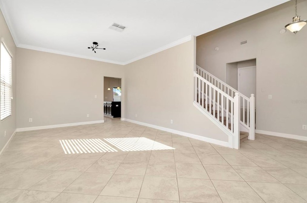 9910 Smarty Jones Dr, Ruskin FL  33573-6718 exterior