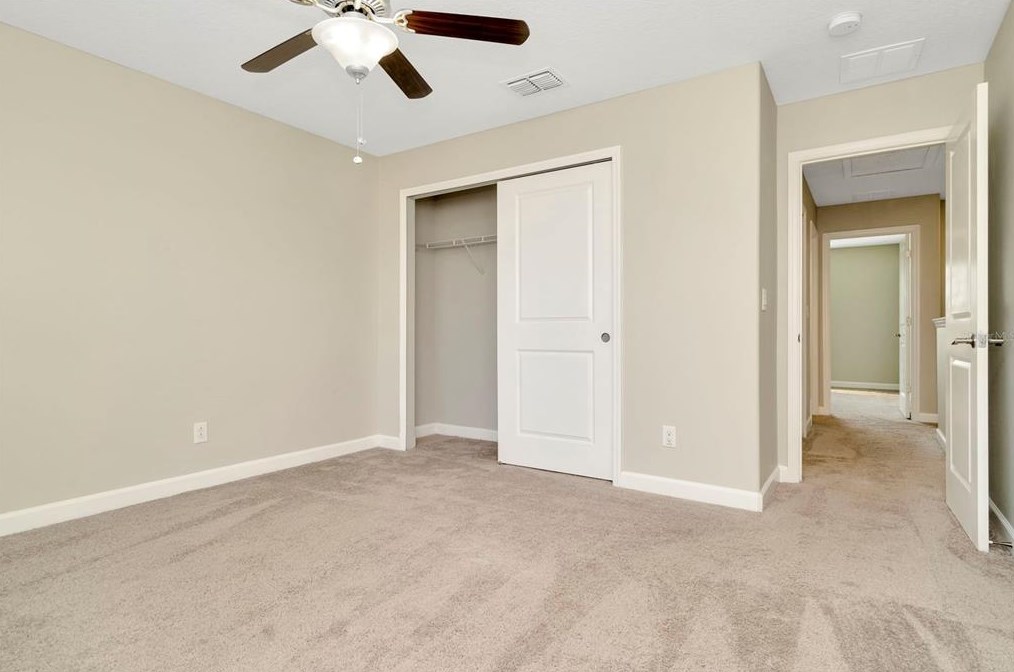 9910 Smarty Jones Dr, Ruskin FL  33573-6718 exterior