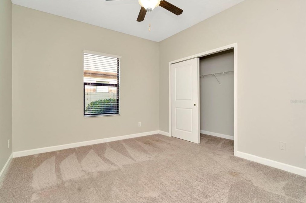 9910 Smarty Jones Dr, Ruskin FL  33573-6718 exterior