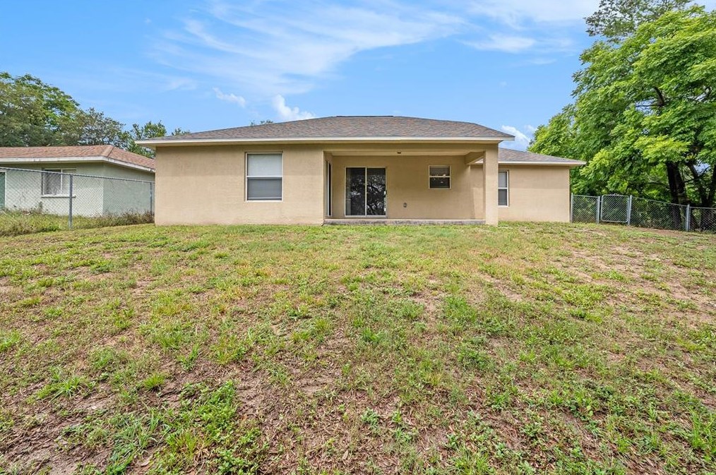 5044 Deltona Blvd, Brooksville FL  34606-1503 exterior