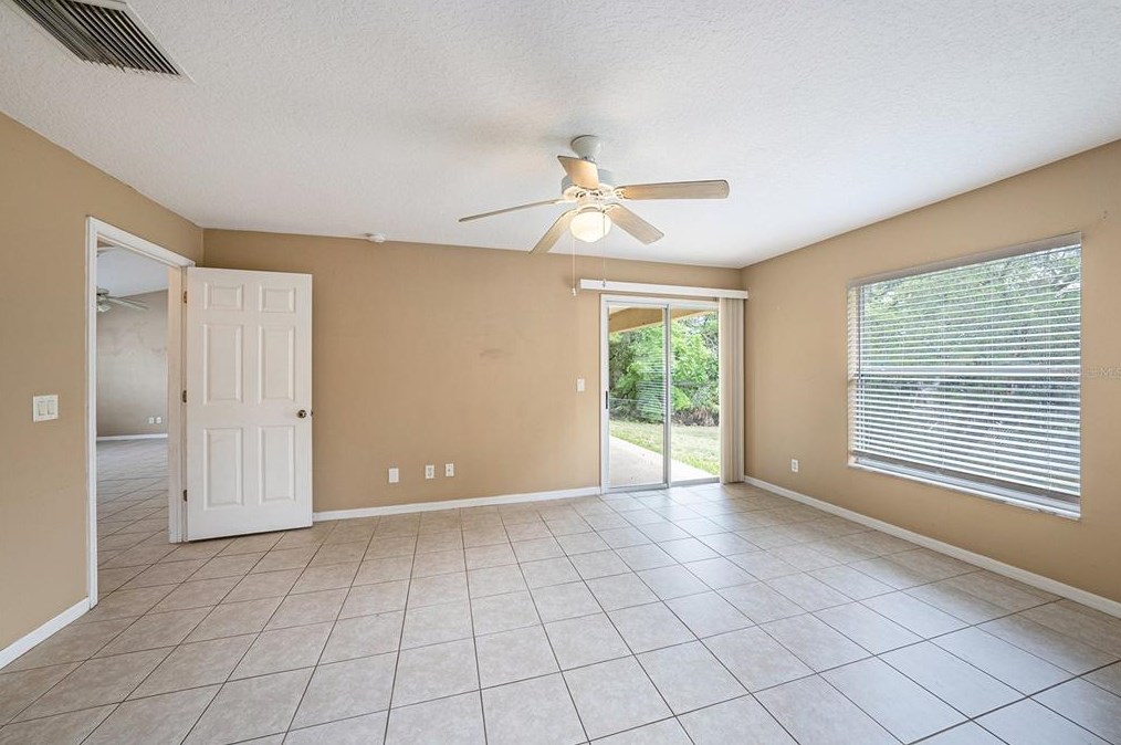 5044 Deltona Blvd, Brooksville FL  34606-1503 exterior