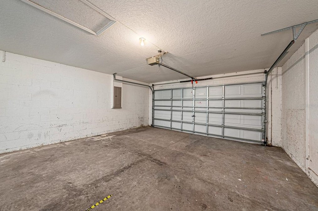 5044 Deltona Blvd, Brooksville FL  34606-1503 exterior