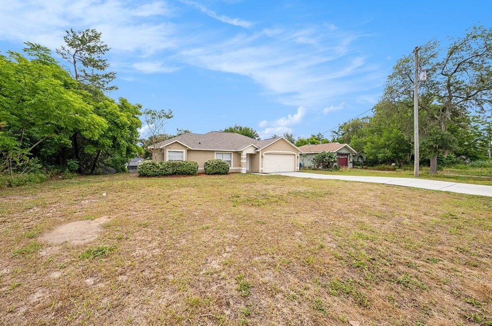 5044 Deltona Blvd, Brooksville, FL 34606-1503