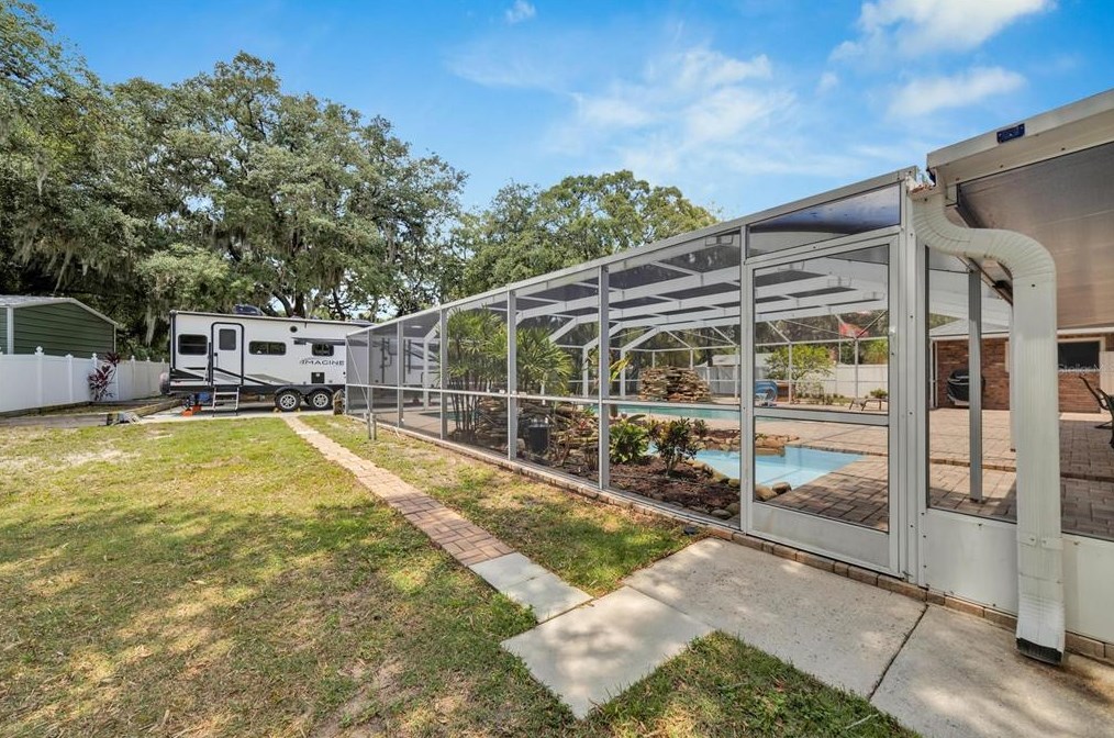 11301 Donneymoor Dr, Riverview FL  33569-9118 exterior