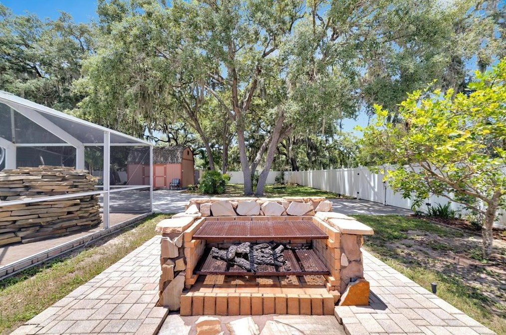 11301 Donneymoor Dr, Riverview FL  33569-9118 exterior