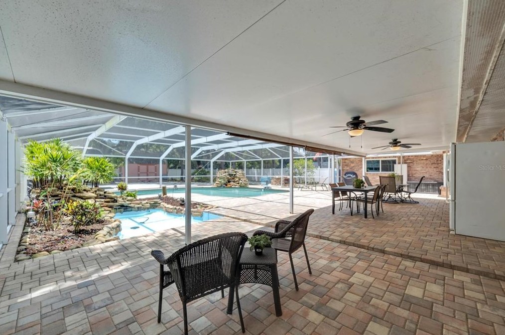 11301 Donneymoor Dr, Riverview FL  33569-9118 exterior