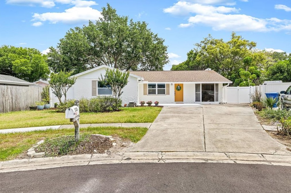 1121 18th Ave Sw, Largo, FL 33778