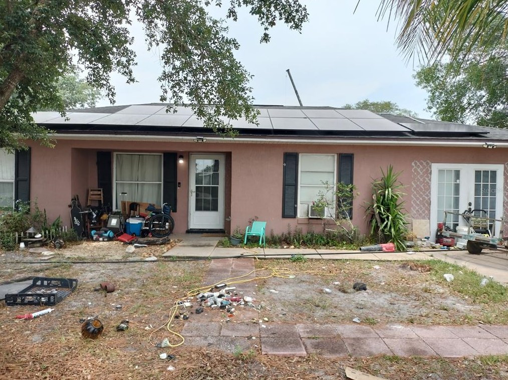 136 Madera Dr, Winter Haven, FL 33880-5678