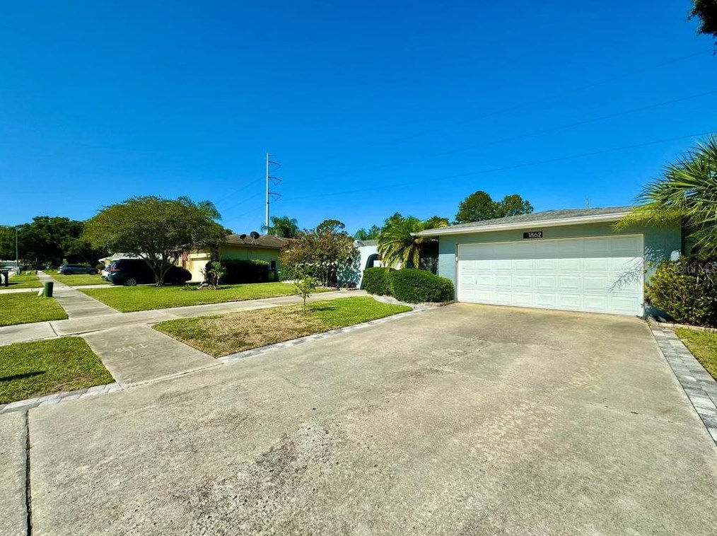 1862 Del Robles Dr, Clearwater, FL 33764