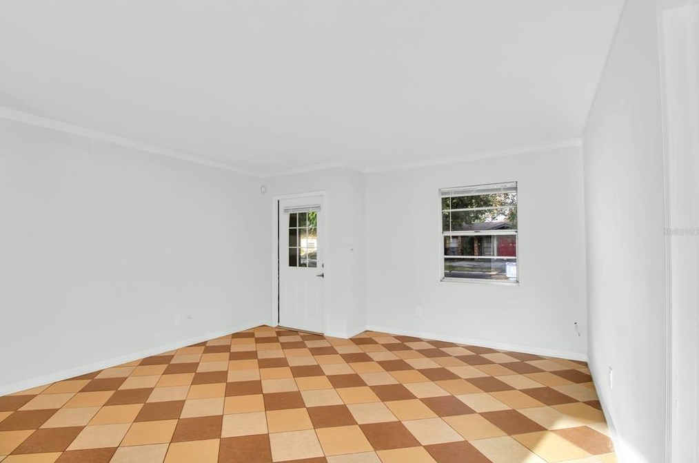 3215 Deerfield Dr, Tampa FL 33619-6526 exterior