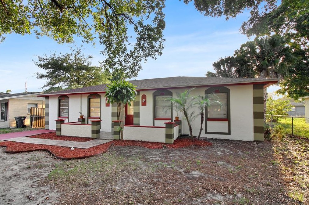 3215 Deerfield Dr, Tampa, FL 33619-6525