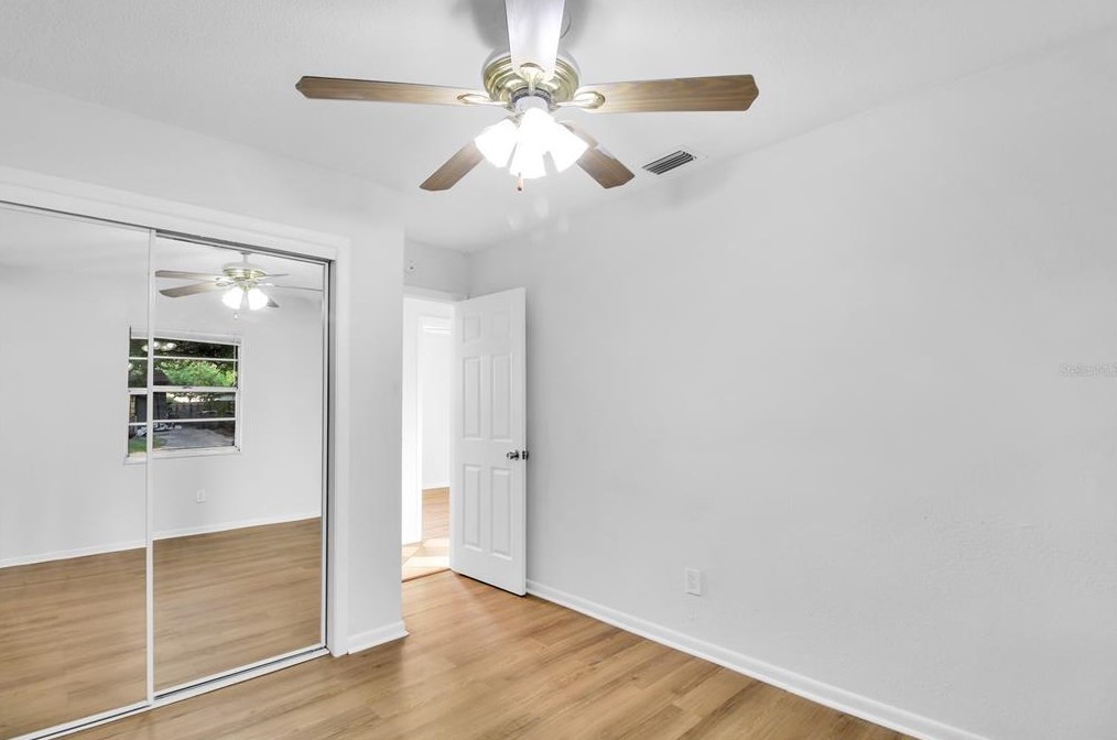 3215 Deerfield Dr, Tampa FL 33619-6526 exterior