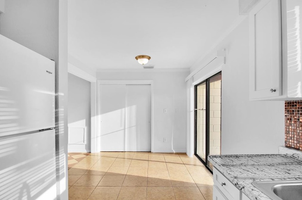 3215 Deerfield Dr, Tampa FL 33619-6526 exterior