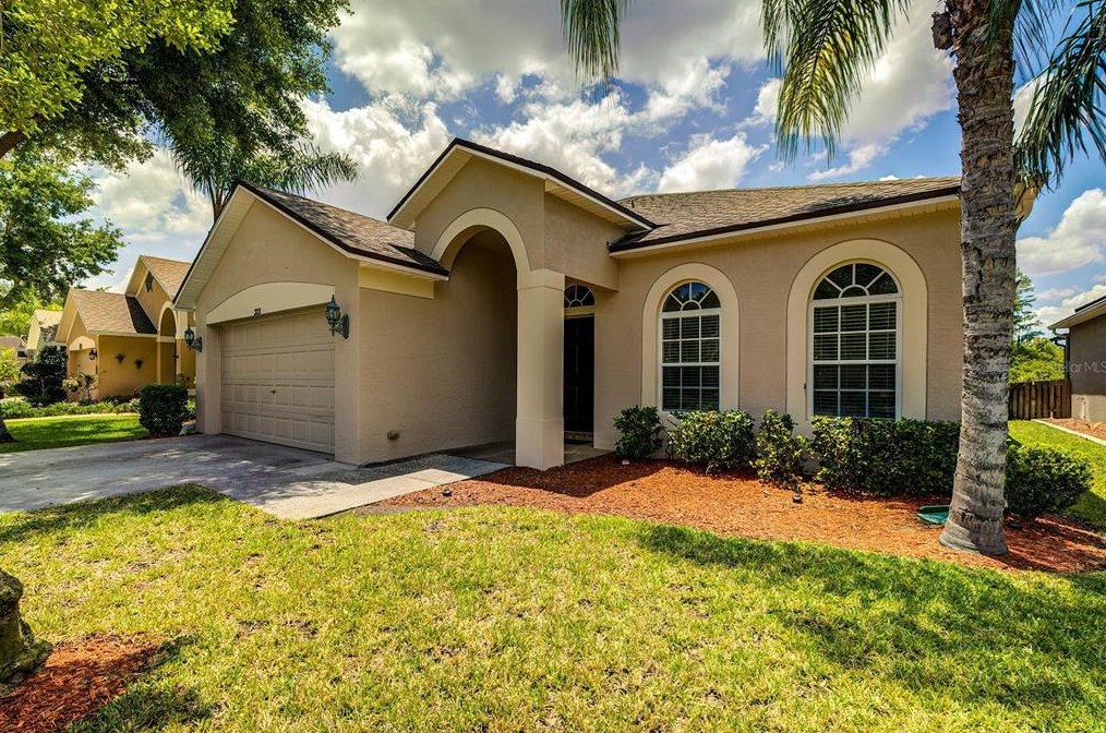 3213 Gianna Way, Land O Lakes, FL 34638