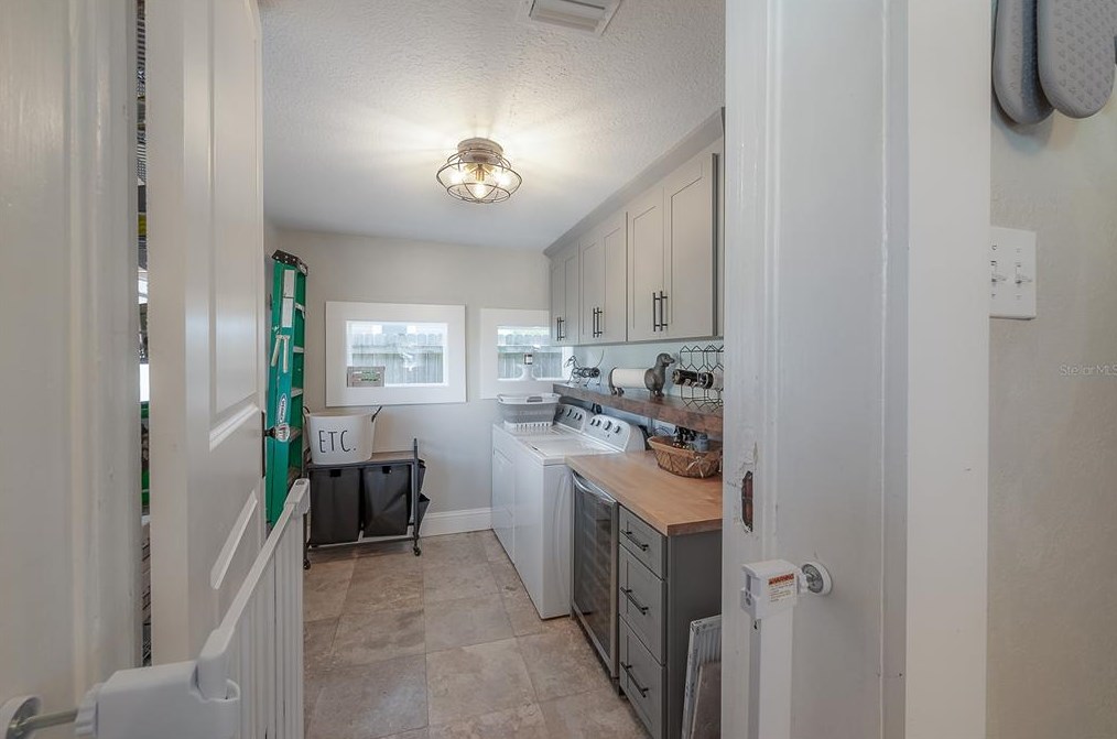 304 Minnehaha St, Tampa FL 33604-5737 exterior