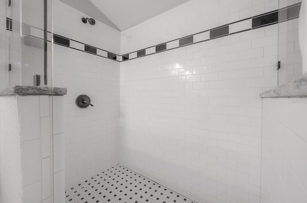 304 Minnehaha St, Tampa FL 33604-5737 exterior