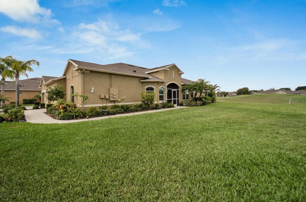 1106 Wellington Greens Cir, Ruskin, FL 33573