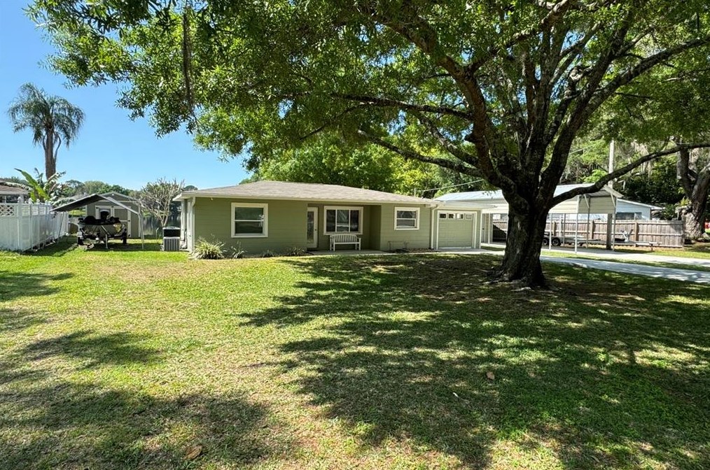 312 Wooten Rd, Lutz, FL 33548