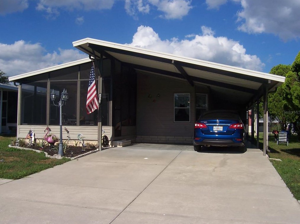 3848 Chris Dr, Zephyrhills, FL 33543