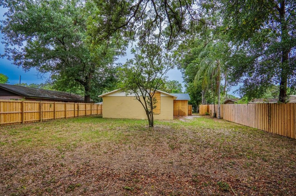 10017 11 St, Tampa FL 33604-7834 exterior