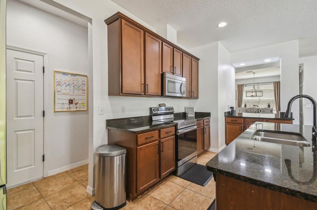 5323 Dittany Ct, Land O Lakes FL  34639-2826 exterior