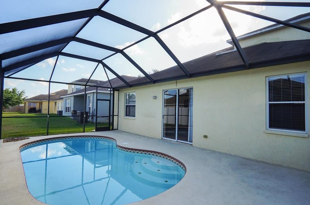 11420 Village Brook Dr, Riverview FL  33579-7192 exterior