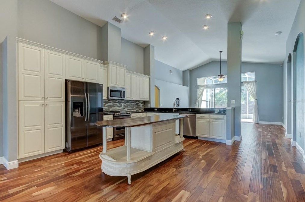 6917 Cohasset Cir, Riverview, FL 33578-8314