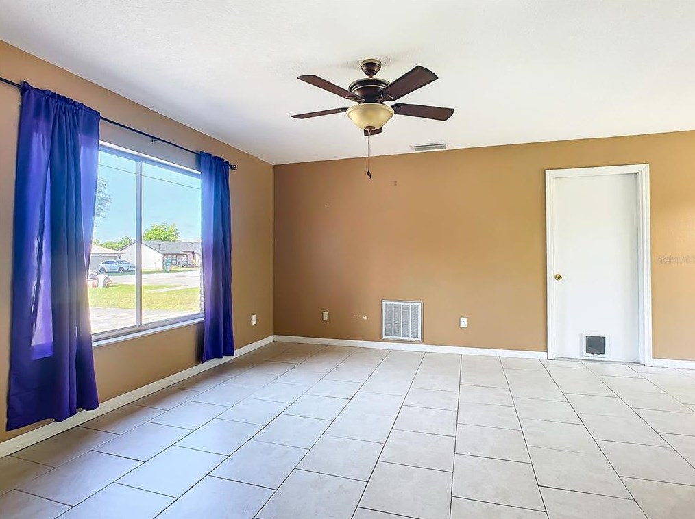 1942 Lavina St, Deltona, FL 32738