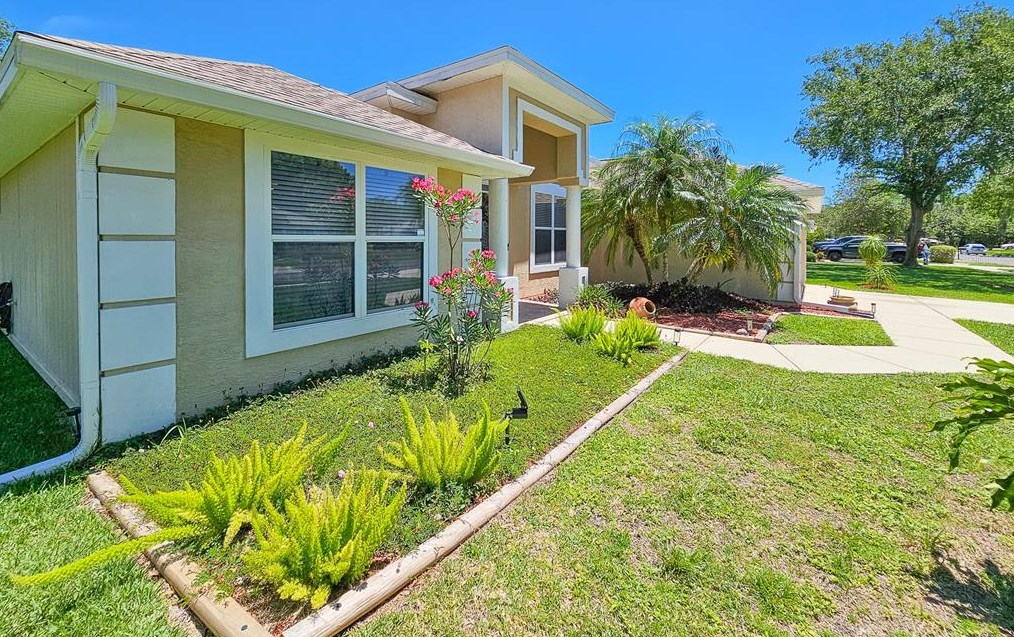 6 Southern Trace Blvd, Ormond Beach, FL 32174-1817