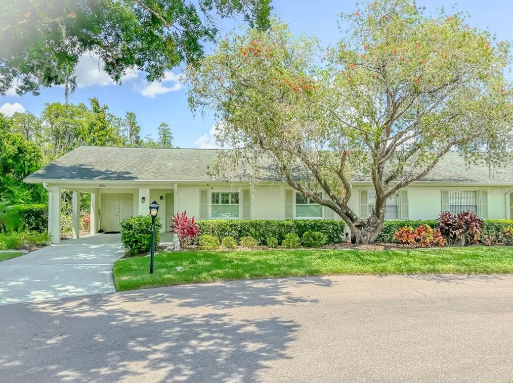 2101 Holyhead Way, Ruskin, FL 33573-7344