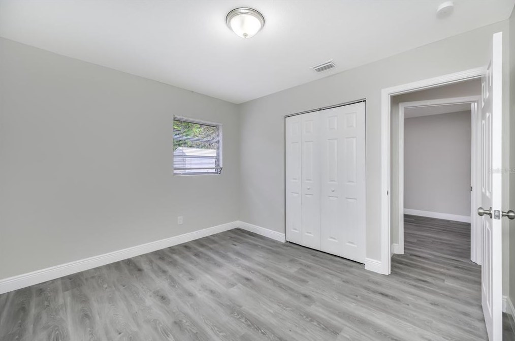 10410 22 St, Tampa FL 33612-6012 exterior