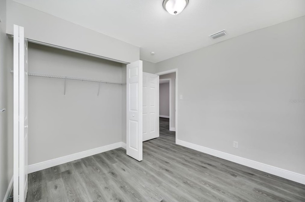 10410 22 St, Tampa FL 33612-6012 exterior