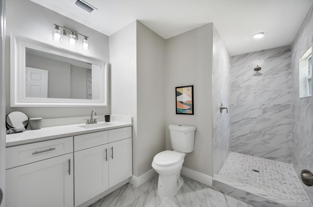 10410 22 St, Tampa FL 33612-6012 exterior