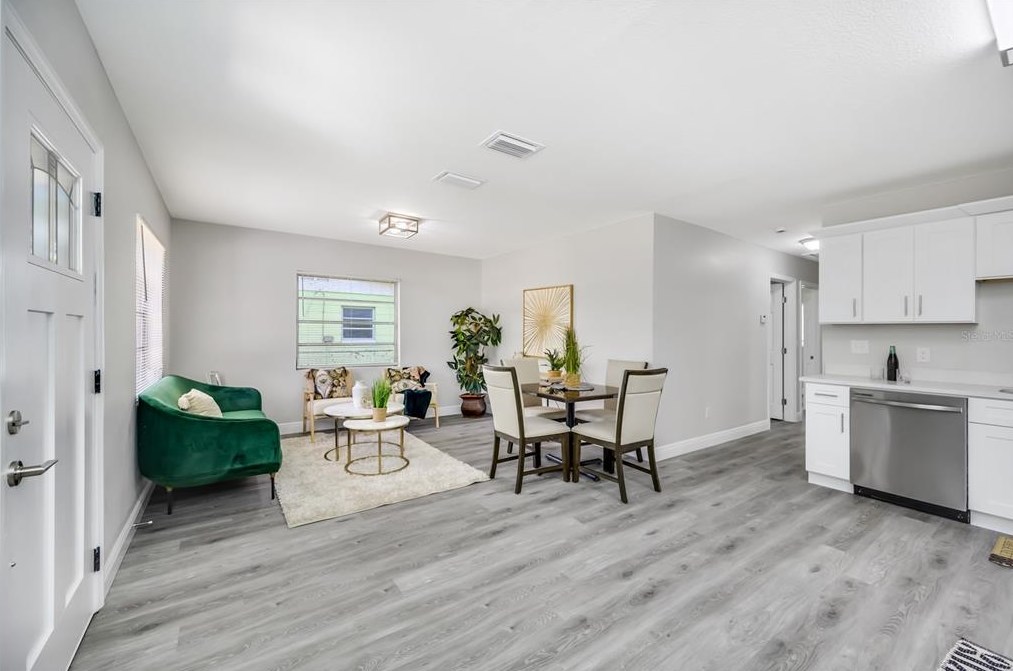 10410 22 St, Tampa FL 33612-6012 exterior