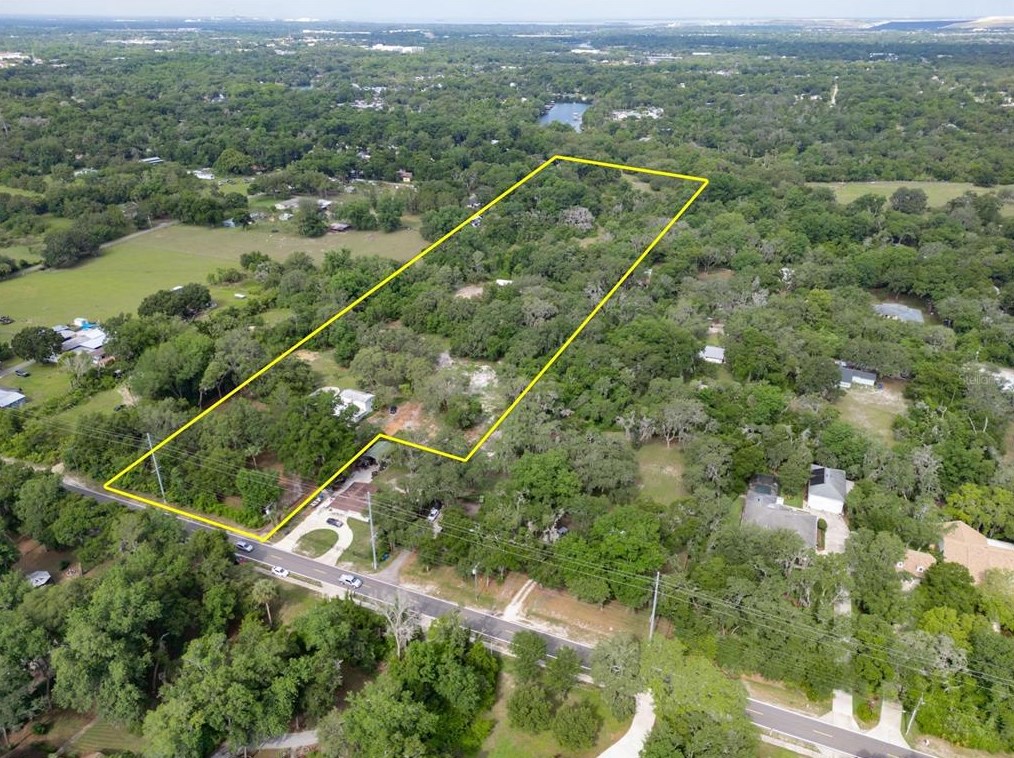 7813 Valrie Ln, Riverview, FL 33569